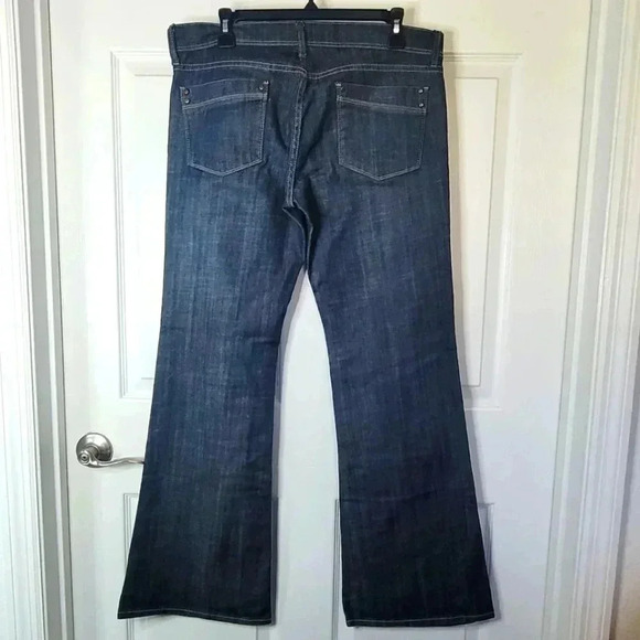 ARDEN B Women's Wide-Leg Jeans. - Picture 2 of 7